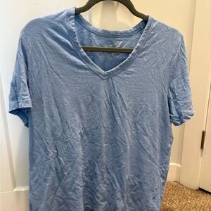 Women’s Large Light Blue V-Neck Shirt